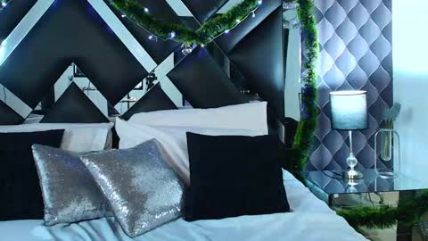 Snapshot of victtoria_lee chatting on December 2024 12:30:02 AM victtoria lee online show from December 2024 12:30:02 AM