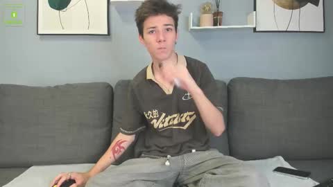 Snapshot of viego_pattel chatting on October 2025 04:27:01 PM Viego Pattel online show from October 2025 04:27:01 PM