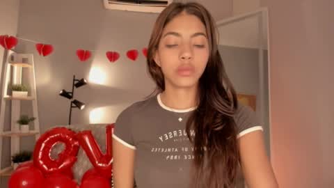 Snapshot of vienah chatting on February 2025 01:49:02 PM Karla online show from February 2025 01:49:02 PM