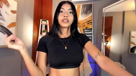 Snapshot of vienah chatting on September 2025 08:31:01 PM Karla online show from September 2025 08:31:01 PM
