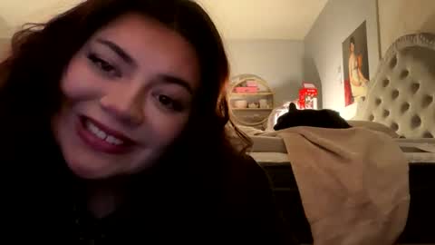 Snapshot of viennavisabelle chatting on October 2025 04:13:01 AM viennavisabelle online show from October 2025 04:13:01 AM