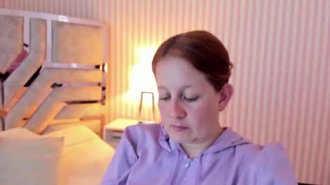 Violeta online show from December 2024 01:59:01 AM