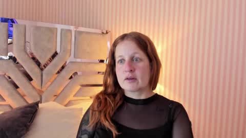 Violeta online show from December 2024 10:34:02 PM