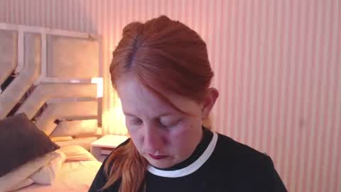 Violeta online show from January 2025 11:17:01 PM