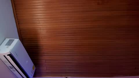 Viiolett online show from September 2025 07:25:01 PM