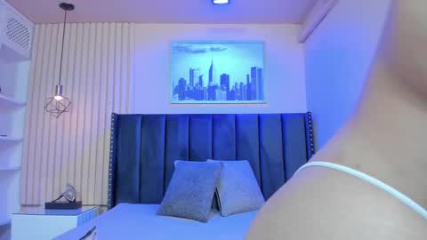 Viiolett online show from October 2025 09:26:02 PM