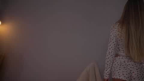 Snapshot of vika54784 chatting on March 2026 10:19:02 AM vika54784 online show from March 2026 10:19:02 AM