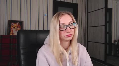 Vika online show from September 2025 05:07:02 AM