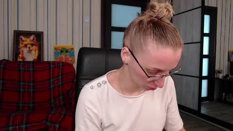 Vika online show from May 2026 10:09:02 AM