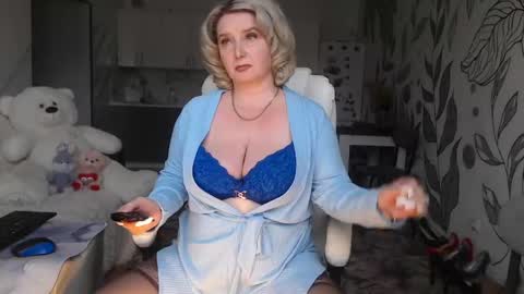 Vikaohair online show from April 2026 08:34:01 AM