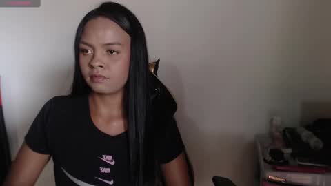 Snapshot of vikarose_ chatting on September 2025 06:32:02 PM Vika online show from September 2025 06:32:02 PM