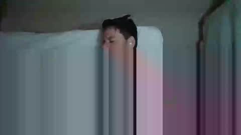 Snapshot of vikbika2 chatting on March 2026 06:41:01 AM Tom reunz online show from March 2026 06:41:01 AM