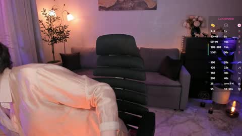 Snapshot of vikibellson chatting on March 2026 07:03:01 PM Viki Bellson online show from March 2026 07:03:01 PM