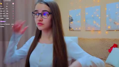 vikiberry online show from April 2026 12:29:02 PM
