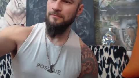 Snapshot of viking_me chatting on December 2024 09:19:01 PM viking online show from December 2024 09:19:01 PM