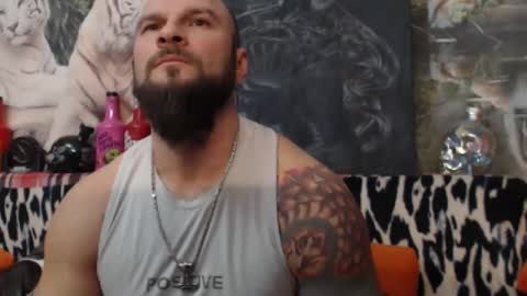 Snapshot of viking_me chatting on January 2025 08:11:02 PM viking online show from January 2025 08:11:02 PM