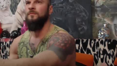 Snapshot of viking_me chatting on January 2025 08:05:02 PM viking online show from January 2025 08:05:02 PM