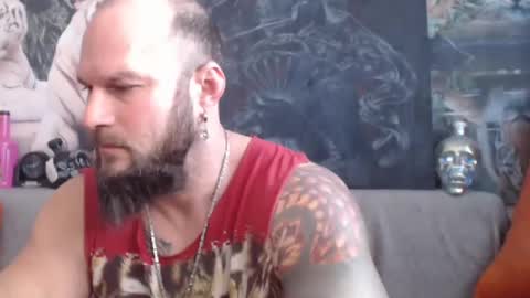 Snapshot of viking_me chatting on February 2025 11:04:01 AM viking online show from February 2025 11:04:01 AM