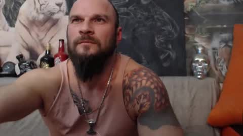 Snapshot of viking_me chatting on February 2025 08:00:01 PM viking online show from February 2025 08:00:01 PM