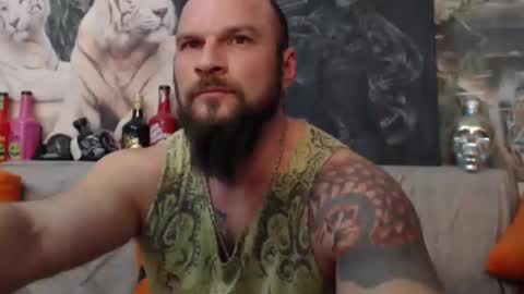 Snapshot of viking_me chatting on March 2025 07:15:02 PM viking online show from March 2025 07:15:02 PM