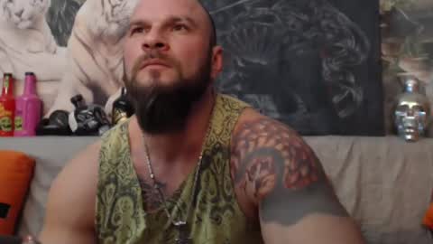 Snapshot of viking_me chatting on March 2025 07:40:01 PM viking online show from March 2025 07:40:01 PM