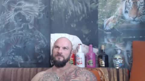 Snapshot of viking_me chatting on September 2025 07:10:01 AM viking online show from September 2025 07:10:01 AM