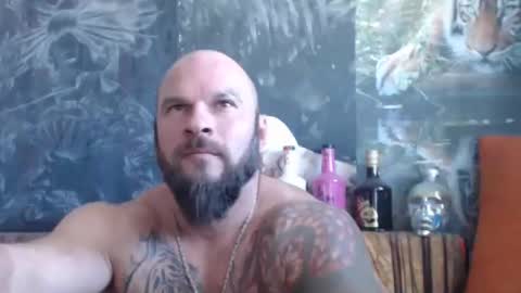 Snapshot of viking_me chatting on September 2025 06:28:02 AM viking online show from September 2025 06:28:02 AM