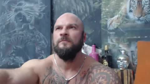 Snapshot of viking_me chatting on September 2025 06:35:01 PM viking online show from September 2025 06:35:01 PM