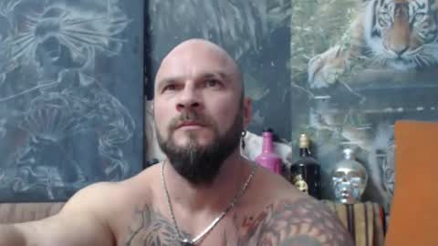 Snapshot of viking_me chatting on October 2025 06:39:01 PM viking online show from October 2025 06:39:01 PM