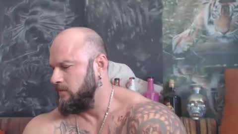 Snapshot of viking_me chatting on October 2025 09:54:01 AM viking online show from October 2025 09:54:01 AM