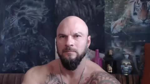 Snapshot of viking_me chatting on November 2025 08:01:02 AM viking online show from November 2025 08:01:02 AM