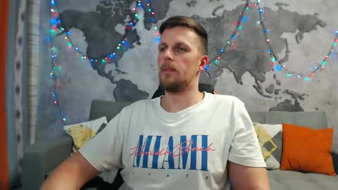 Snapshot of vikingchrisss chatting on December 2024 10:22:01 PM vikingchrisss online show from December 2024 10:22:01 PM