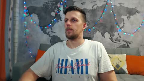 Snapshot of vikingchrisss chatting on December 2024 10:28:01 AM vikingchrisss online show from December 2024 10:28:01 AM