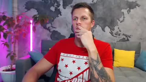 vikingchrisss online show from October 2025 10:49:01 AM