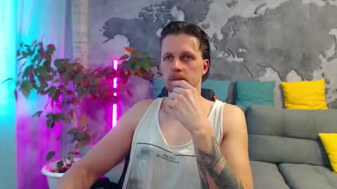 vikingchrisss online show from May 2026 09:58:01 AM