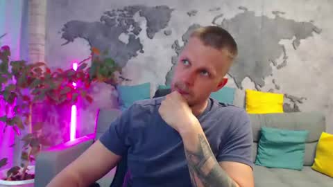 vikingchrisss online show from June 2026 10:28:01 AM