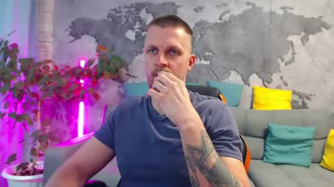 vikingchrisss online show from June 2026 10:41:02 AM