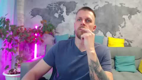 vikingchrisss online show from June 2026 10:18:01 AM