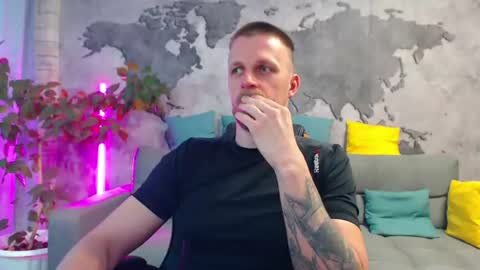 vikingchrisss online show from June 2026 10:23:01 AM