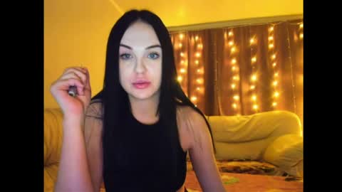 Snapshot of vikipop chatting on April 2026 01:52:02 PM vikipop online show from April 2026 01:52:02 PM