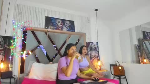 vikiTomson online show from December 2024 12:49:02 PM