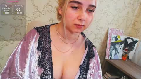 Snapshot of vikiwaitingforyou chatting on January 2025 10:10:02 AM Vitoria online show from January 2025 10:10:02 AM