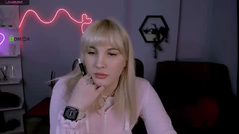 Vikki online show from February 2026 06:51:01 AM