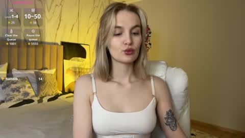 Vikky online show from April 2026 01:40:01 AM