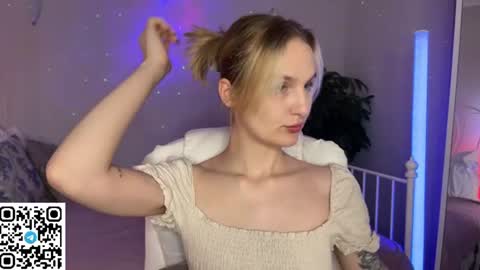 Vikky online show from June 2026 02:53:01 AM