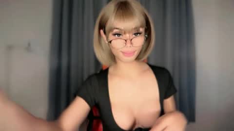 vikkylustfull online show from June 2026 05:47:01 PM