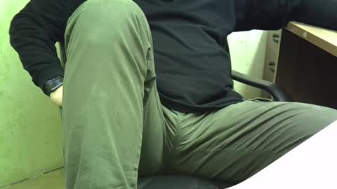 viknik16cm online show from October 2025 04:58:01 AM