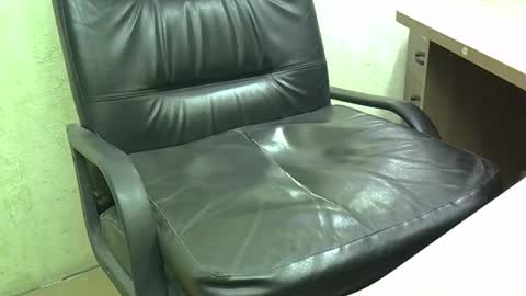 viknik16cm online show from December 2025 10:01:01 AM