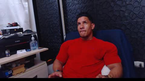 Viktor Herrera online show from January 2025 05:56:02 PM