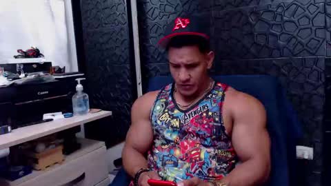 Viktor Herrera online show from February 2025 04:29:01 PM